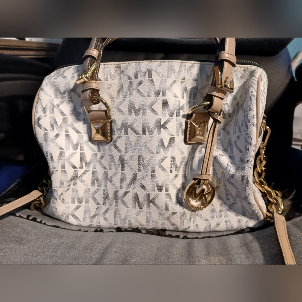 Michael Kors bag